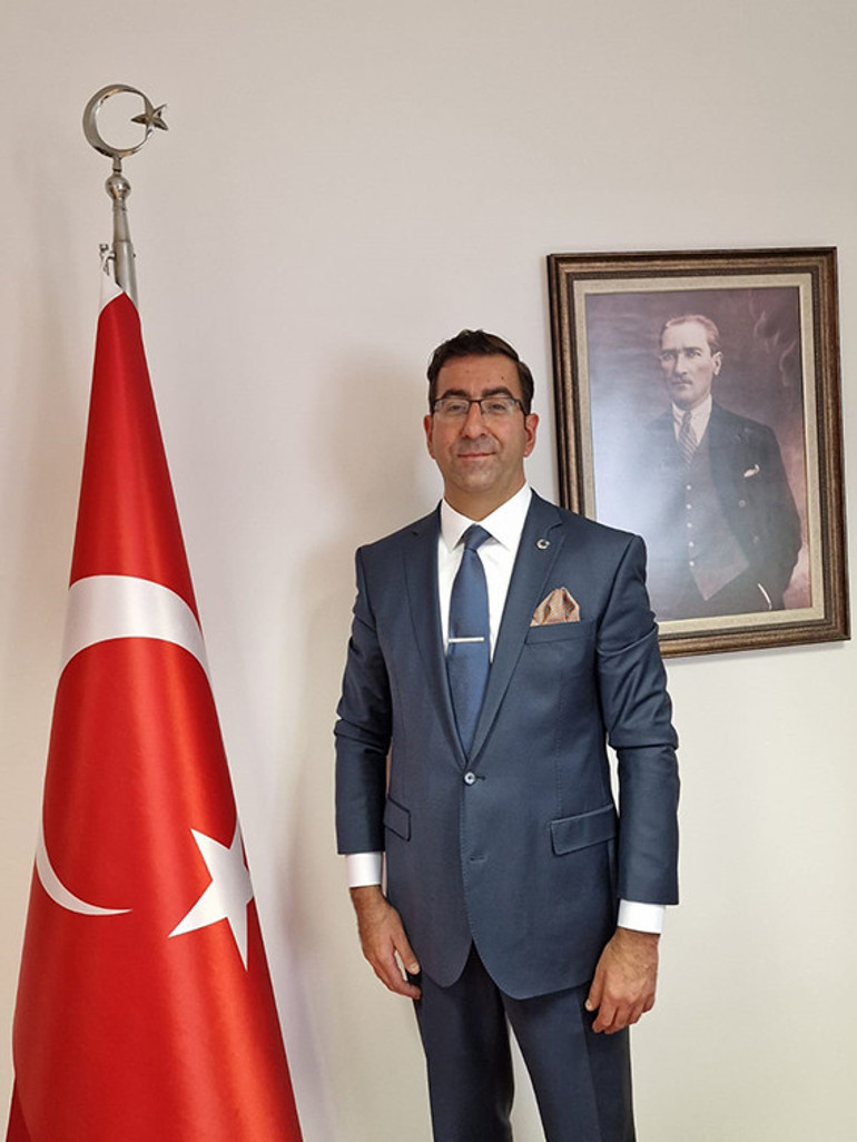 Karlsruhe’nin yeni Başkonsolosu Mahmut Niyazi Sezgin göreve başladı
