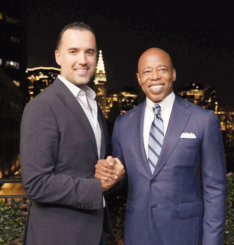 New York Belediye Başkanı Adams: Ezan sözünü tutmak hiç kolay olmadı