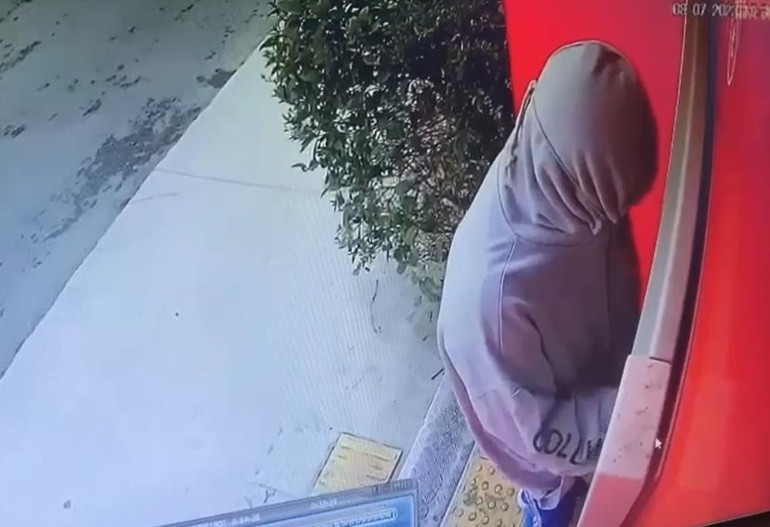 Yolda bulduğu kartla ATMden para çekmeye çalıştı, polis suçüstü yakaladı
