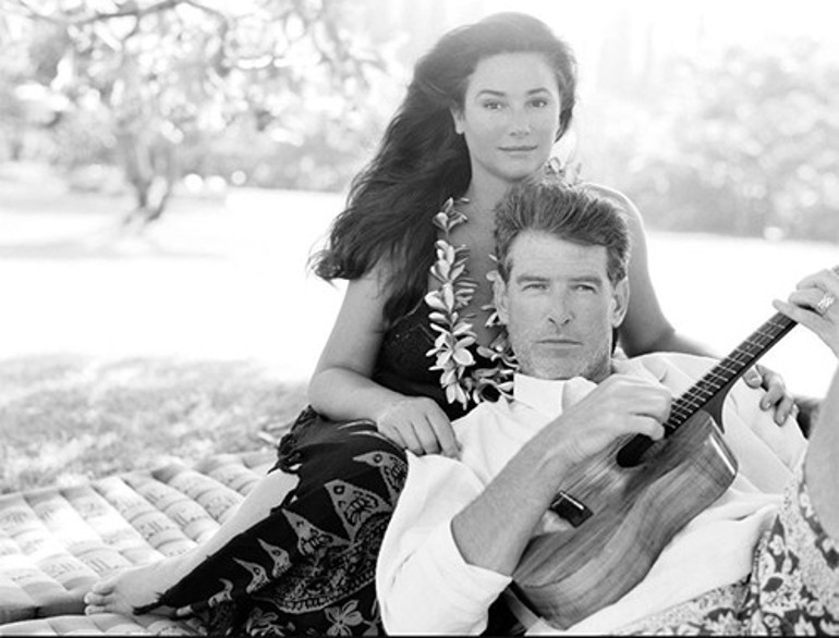 Emektar oyuncunun karısına aşkı hiç azalmıyor:  Kahverengi gözlü güzelimin her yaşına bir kırmızı gül