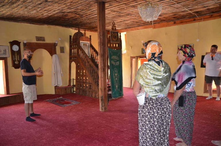 Sadece 17 kişinin yaşadığı köye en çok Almanlar gidiyor