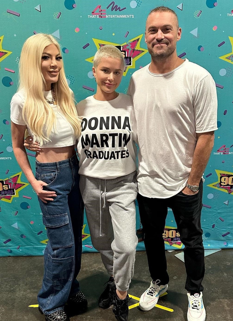 Annesi milyonluk mirastan mahrum etmişti... Evsiz kalan ünlü yıldızı yerden yere vurdular: Paran yoksa nasıl estetik yaptırdın