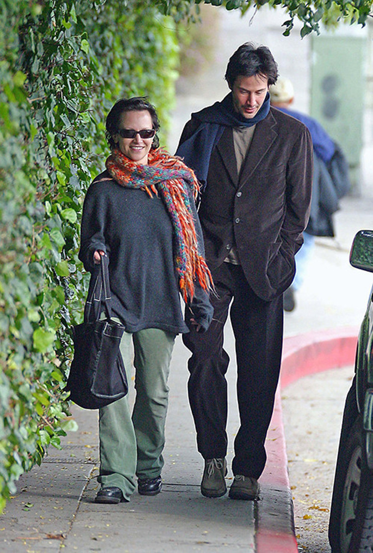 Ünlü yıldızla el ele görününce herkesi şaşırtmıştı: Beyaz saçlı sevgili konuştu: Benim kendime güvenim tam