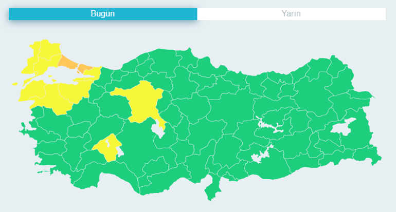 Marmarada kuvvetli yağış Tekirdağda caddeler göle döndü, Çanakkalede balıkçı teknesi battı... Meteorolojiden yeni uyarı geldi