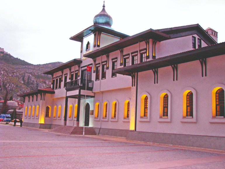 Cumhuriyet yolunda, 100’üncü yıl coşkusunu doya doya yaşayalım