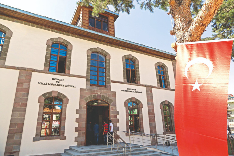 Cumhuriyet yolunda, 100’üncü yıl coşkusunu doya doya yaşayalım