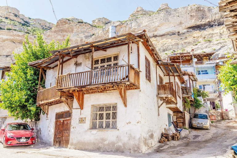 Toroslar’ın gök boncuğu Ermenek