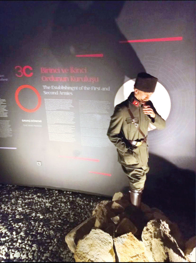 Frig krallarından cephedeki Atatürk’e 10 bin adım