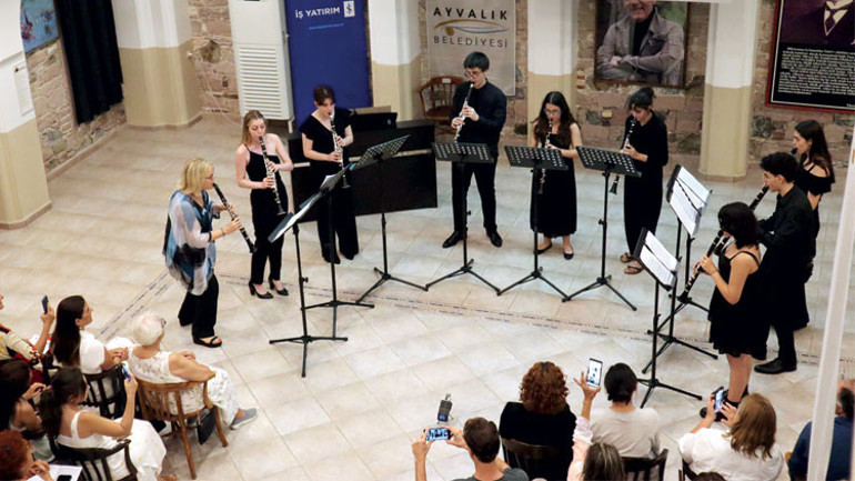 Sabahattin Ali’nin kızı Filiz Ali’yle müzik ve edebiyat tarihine yolculuk... Babam Kürk Mantolu Madonna’yı beğenmezdi