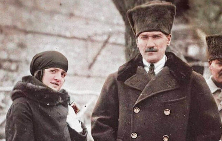 Latife’nin aşkına hayran kaldım