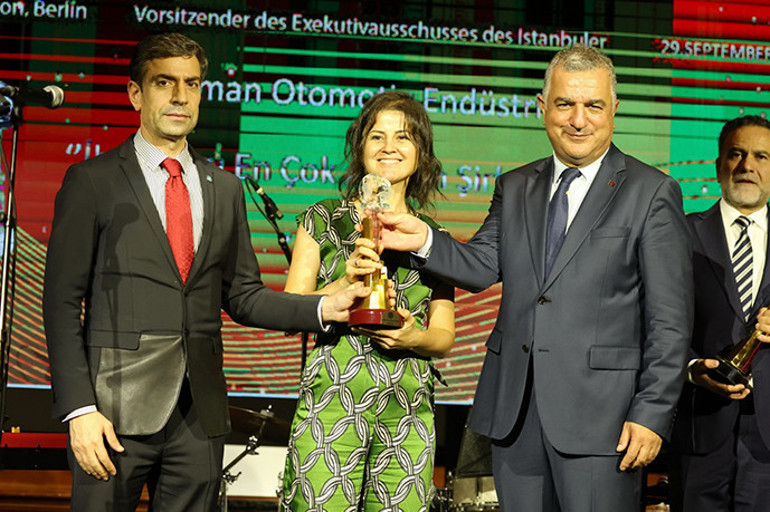 ‘Altın Değerler Ödülleri’ sahiplerini buldu