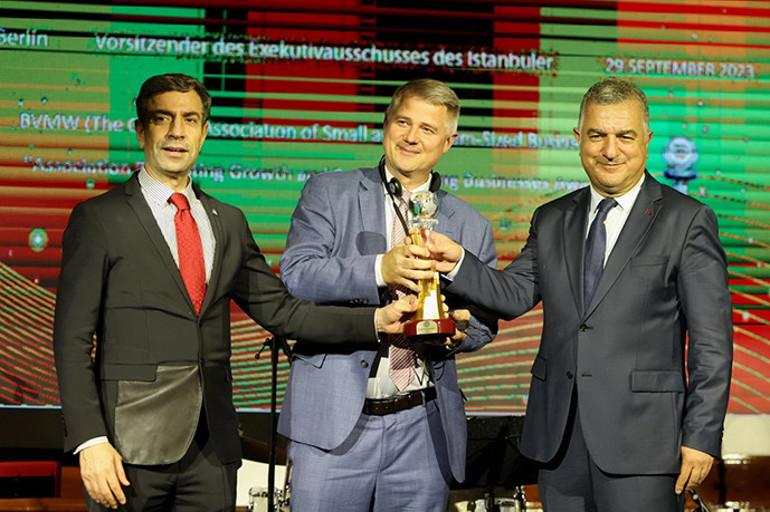 ‘Altın Değerler Ödülleri’ sahiplerini buldu