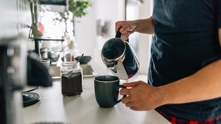 Kan şekeri, kalori alımı, mide ve bağırsaklar... Aç karna kahve içmek vücudumuzu nasıl etkiliyor Uzmanlara sorduk