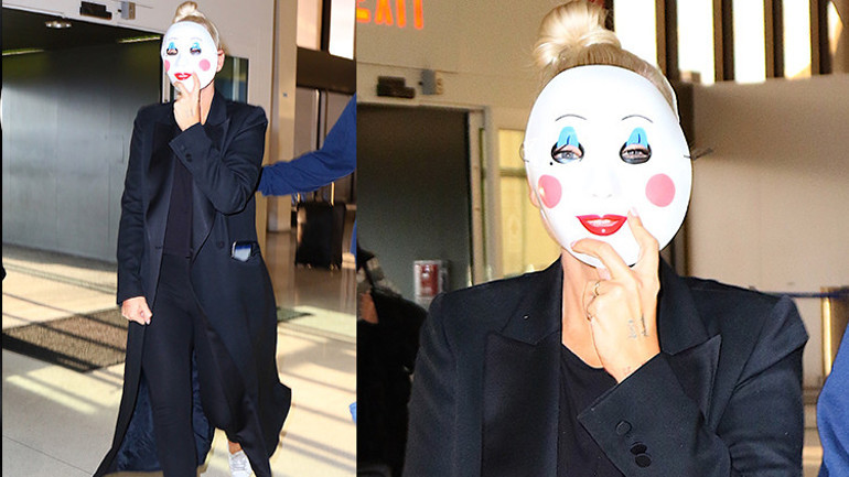 Ünlü şarkıcıdan estetik itirafı: Yıllardır kocaman peruklarla sakladığı yüzünü sonunda açtı