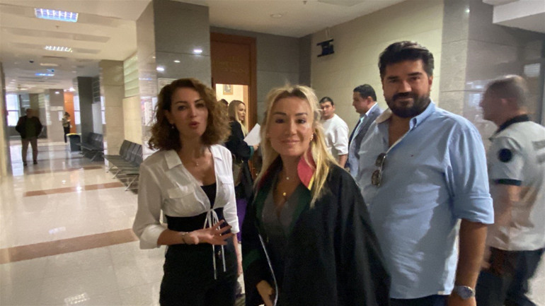 Nagehan Alçı ve Rasim Ozan Kütahyalı tek celsede boşandı
