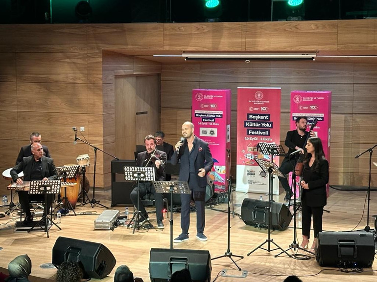 Festivale bakanlık sanatçıları damga vurdu