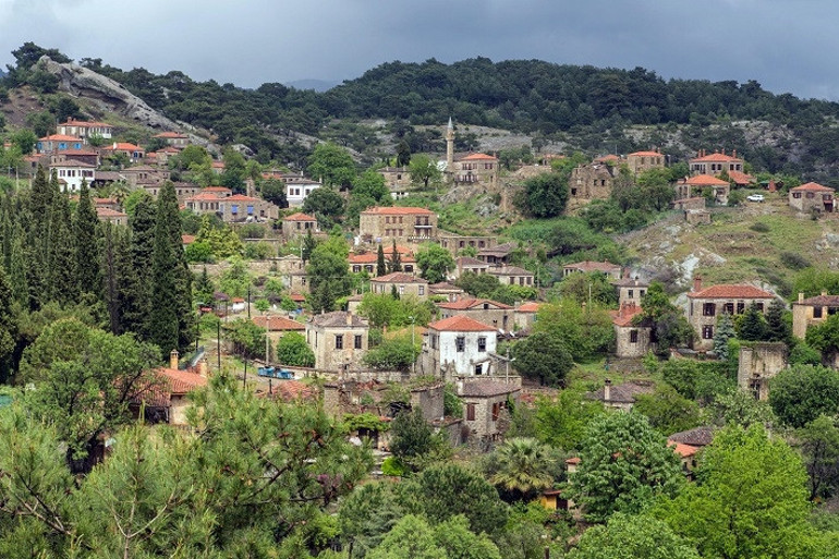 Tertemiz bir hava, göz alıcı güzellikler ve huzur... Sonbaharın çok yakıştığı köy ve kasabalar | 10 ŞEHİR 10 ADRES