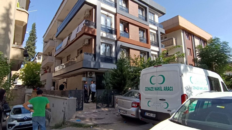 Gaziantepte korkunç olay Ayrıldığı sevgilisini öldürüp annesini yaraladı