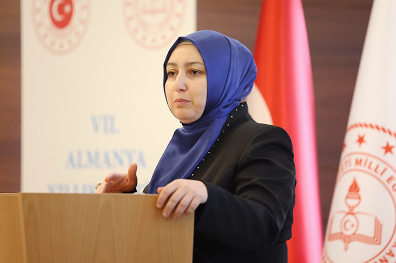 ‘Türk kültürü ve dilini korumalıyız’