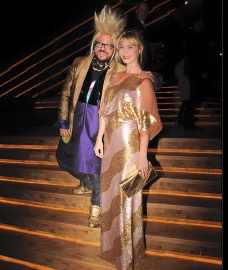 Ünlü sanatçıdan acı haber... Haluk Akakçe hayatını kaybetti