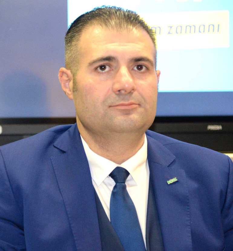 DENK Lideri Van Baarle’den Türkiye kökenli adaya destek