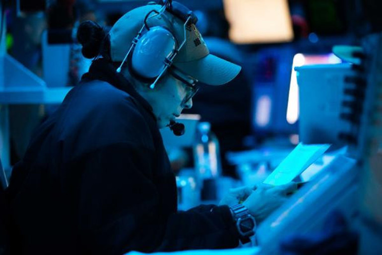 USS Gerald R. Forddan paylaşım: Nöbetteyiz