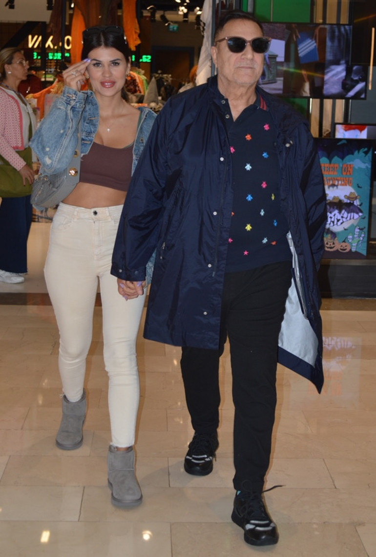 Mehmet Ali Erbil ile Gülseren Ceylan ilişkisine şaşırtan yorum: Akıllı adam... Maaşlı bakıcı yerine genç sevgili buldu