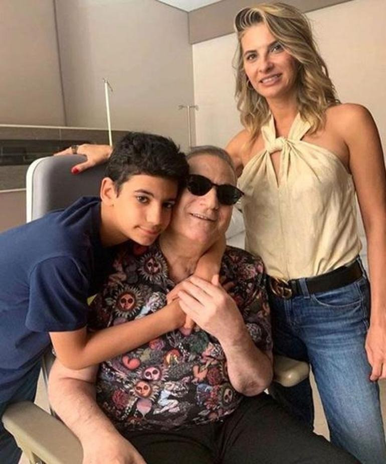 Mehmet Ali Erbil ile Gülseren Ceylan ilişkisine şaşırtan yorum: Akıllı adam... Maaşlı bakıcı yerine genç sevgili buldu