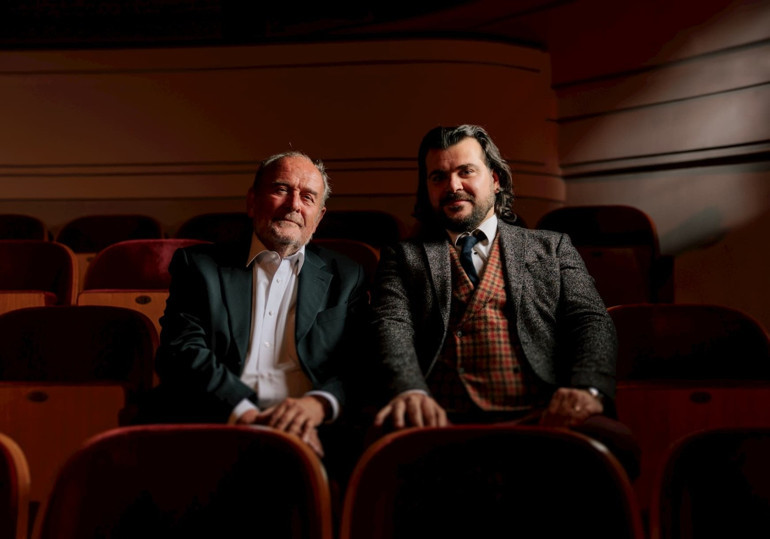 Yeni konserlere gidip eskileri yâd edeceğiz