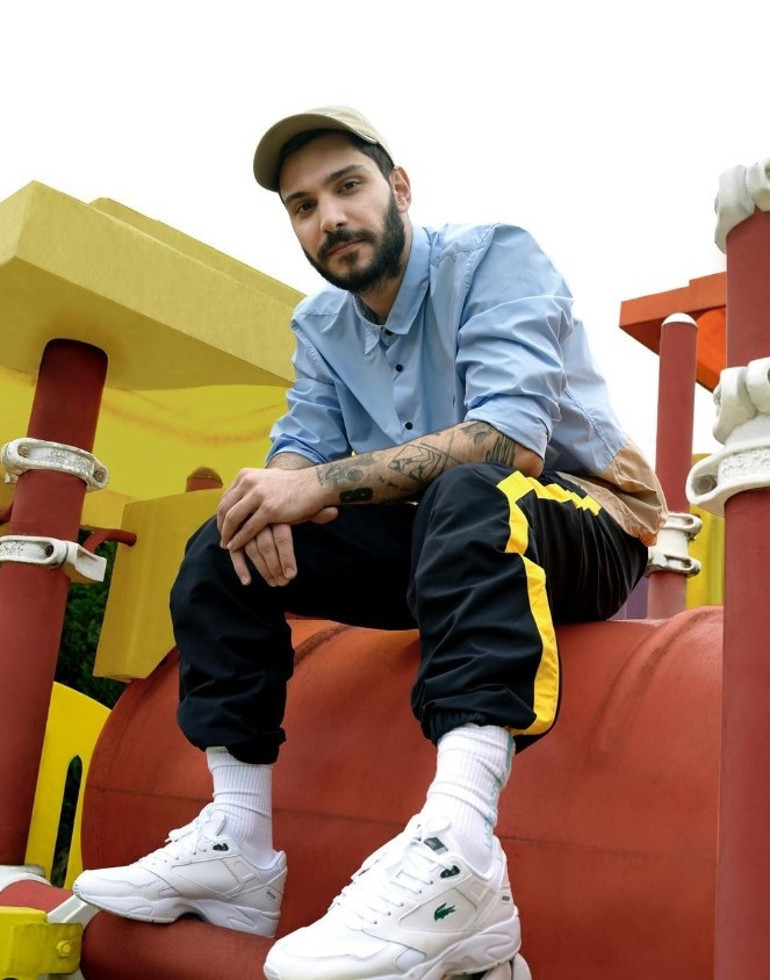 Yeni konserlere gidip eskileri yâd edeceğiz
