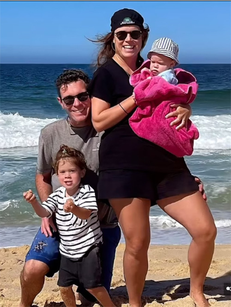 Boşanıyorlar diye diye beşinci yılı bitirdiler... İkinci çocuğu bile yaptılar