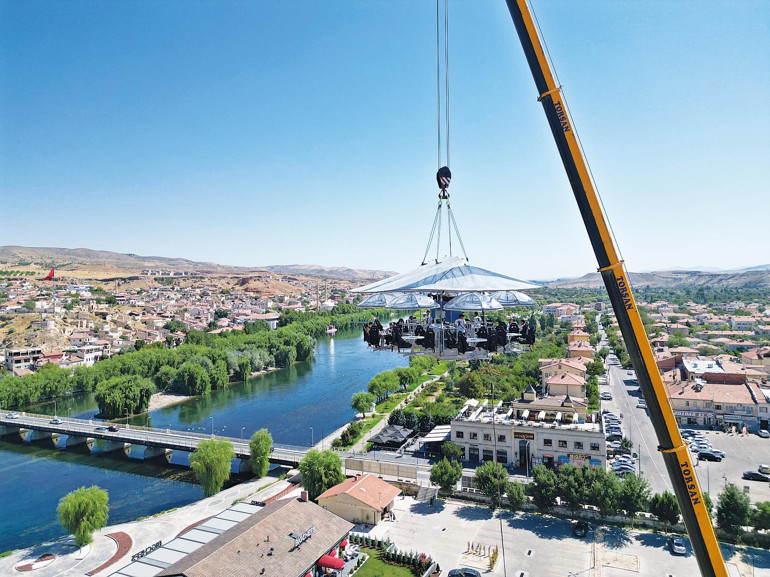 Akşam yemeğinizi gökyüzünde alır mısınız