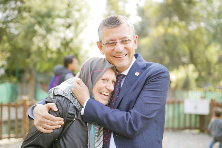Hürriyet sordu, Özgür Özel yanıtladı: İstanbul mesajı kurultaya yansıyacak