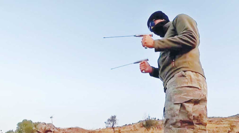 Define dolandırıcıları... Hem suç işliyorlar hem de suça teşvik ediyorlar