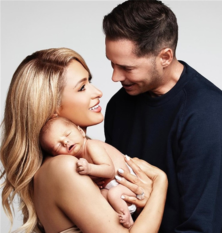 Sosyetik güzel anneliğe iyice ısındı… Artık her şey küçük oğlu için: Bu yaşımda ‘hayır’ demeyi öğrendim