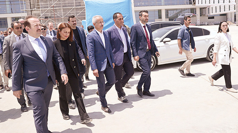 İki havalimanı bağlanıyor… Hızlı tren İstanbul Havalimanı ile Sabiha Gökçen’i birleştirecek