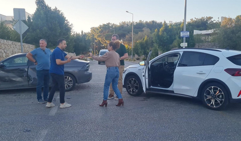 Esra Akkaya: Allah korudu, oğlum çok korktu