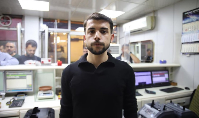 Yanlış hesap yaptı, 100 bin TL fazla para verdi