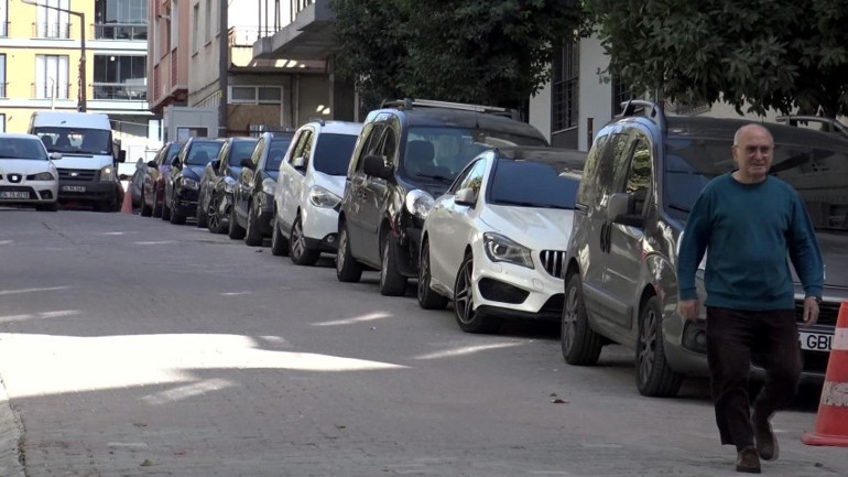 İstanbullular dikkat Dolandırıcıların son yöntemi pes dedirtti: İSPARK logolu, QR kodlu etiketle tuzak