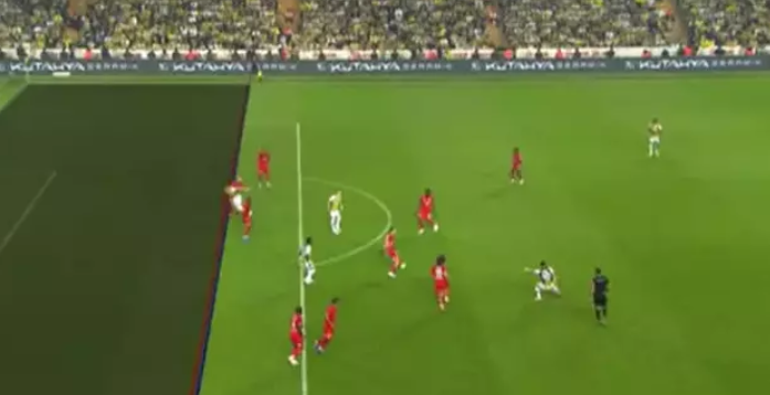 Fenerbahçe - Hatayspor maçında Dzekonun iptal edilen penaltısı doğru mu Skandal... Utandım... UEFAnın asla kabul etmediği bir şey... Hakemliğin kaideleri taca atıldı