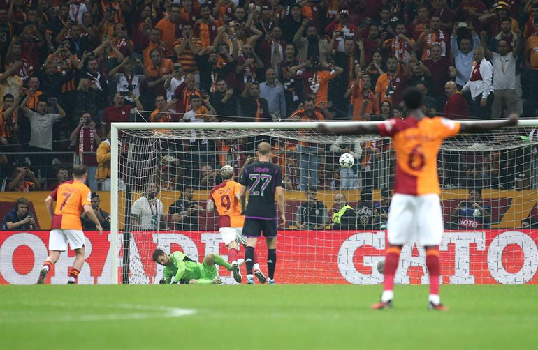 Galatasaray, Bayern Münih karşısında rekora imza attı Mauro Icardi bir kez daha büyüledi...