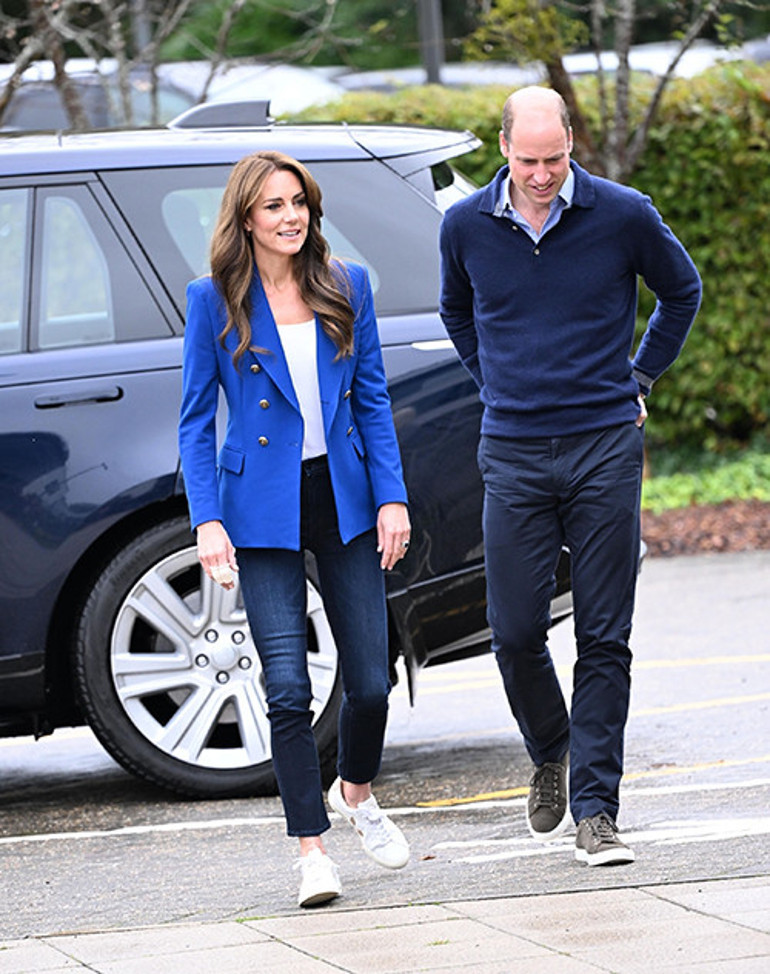 Hem tacı taktı hem kraliçe ilan edildi: Şimdi Meghan düşünsün