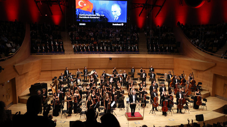 100üncü yıl coşkusu