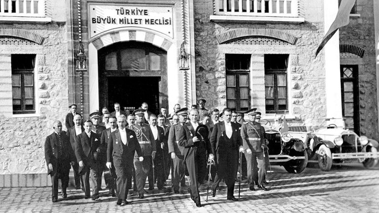 Cumhuriyet’e çıkan zorlu rota