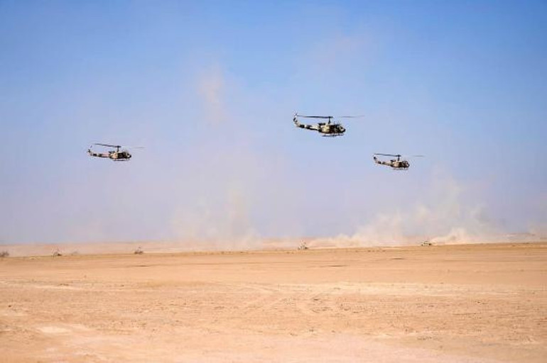 Irak Başbakanı ‘demir çekiç’ tatbikatında...