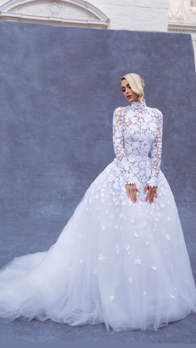 Sosyetik güzelin rüya gibi düğünü günlerce konuşulmuştu: Tam 45 gelinliği olunca hangisini giyeceğini şaşırmış