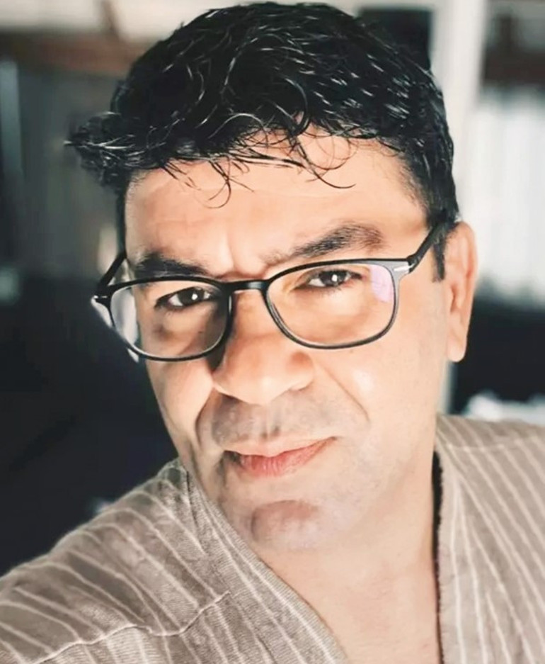 Olaylı bir şekilde boşanmışlardı... Eski eşler 14 yıl sonra bir arada
