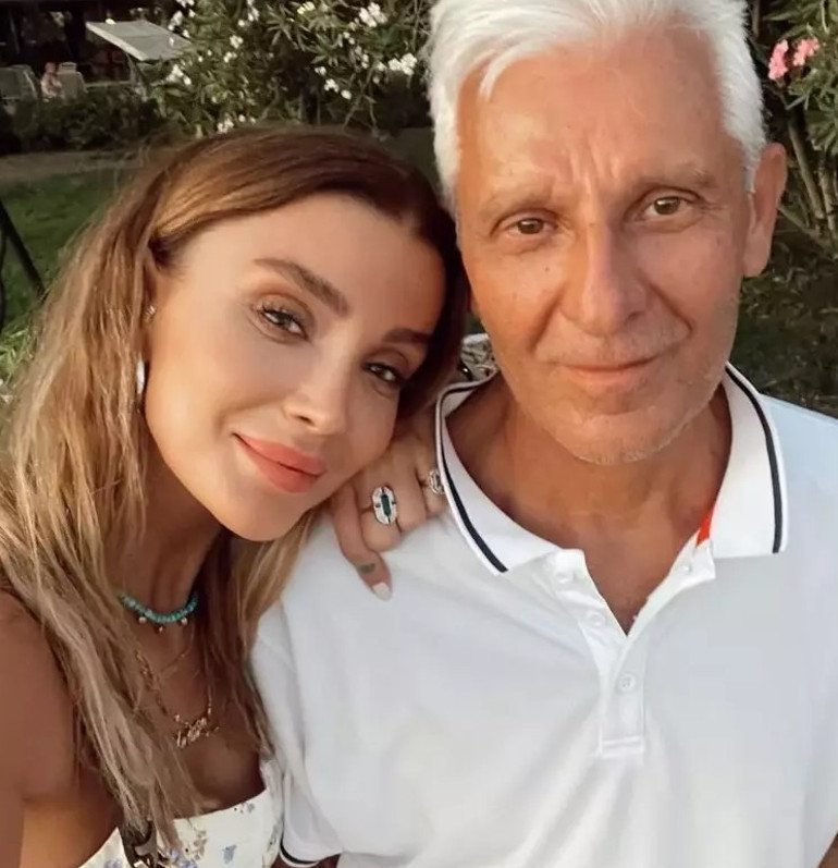 Baba acısıyla sarsılan ünlü mankenden duygusal paylaşım: Sana sarılmadan ilk doğum günüm...