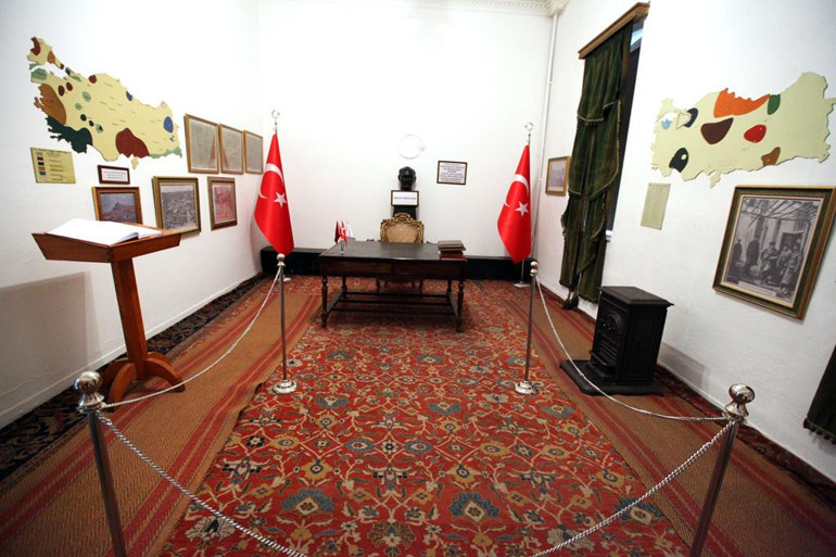 Gidin-gezin-görün Ata’yı hissedin