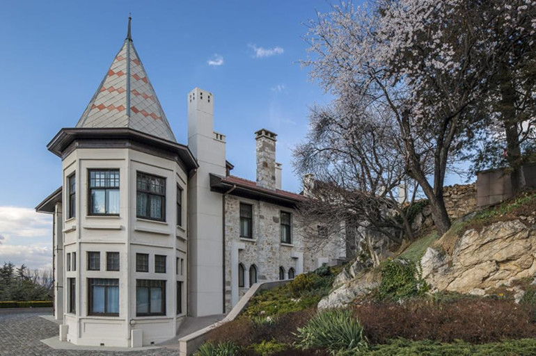 Gidin-gezin-görün Ata’yı hissedin